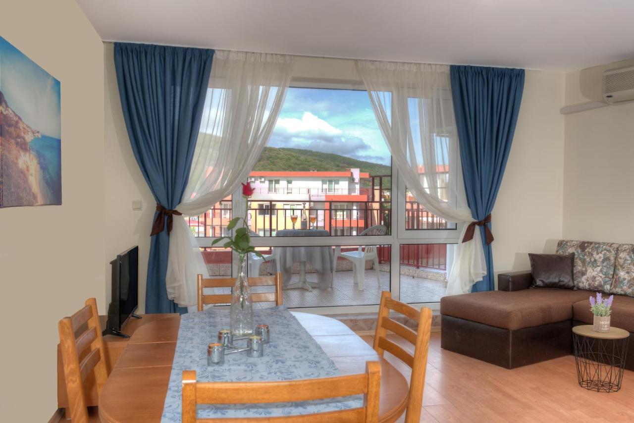 Privilege Beach Apartments Свети-Влас Экстерьер фото