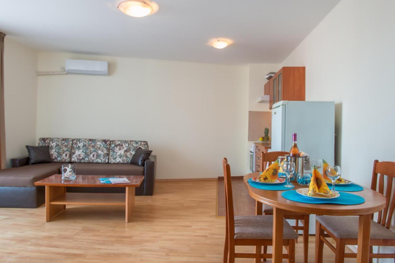 Privilege Beach Apartments Свети-Влас Экстерьер фото